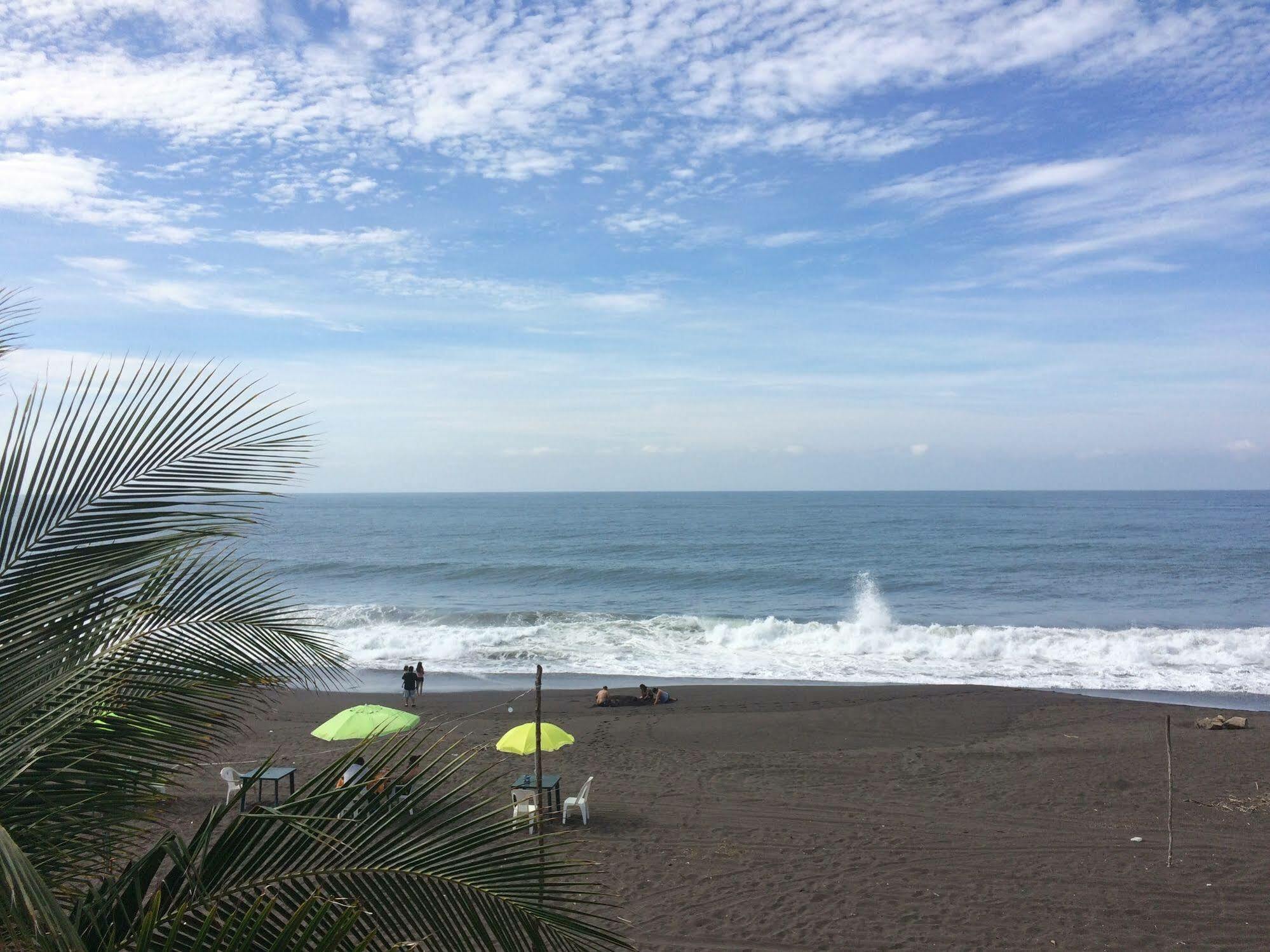 Tortugas Place Hotel Y Bungalos 몬테리코 외부 사진